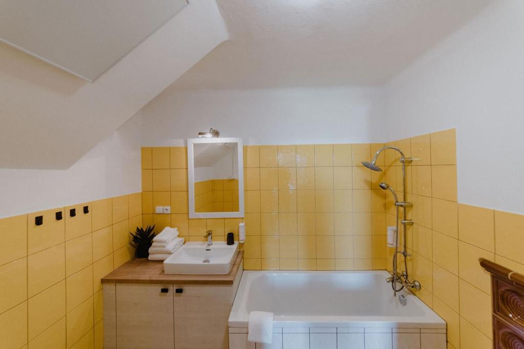 Apartmany Stare Mesto Znojmo Luaran gambar